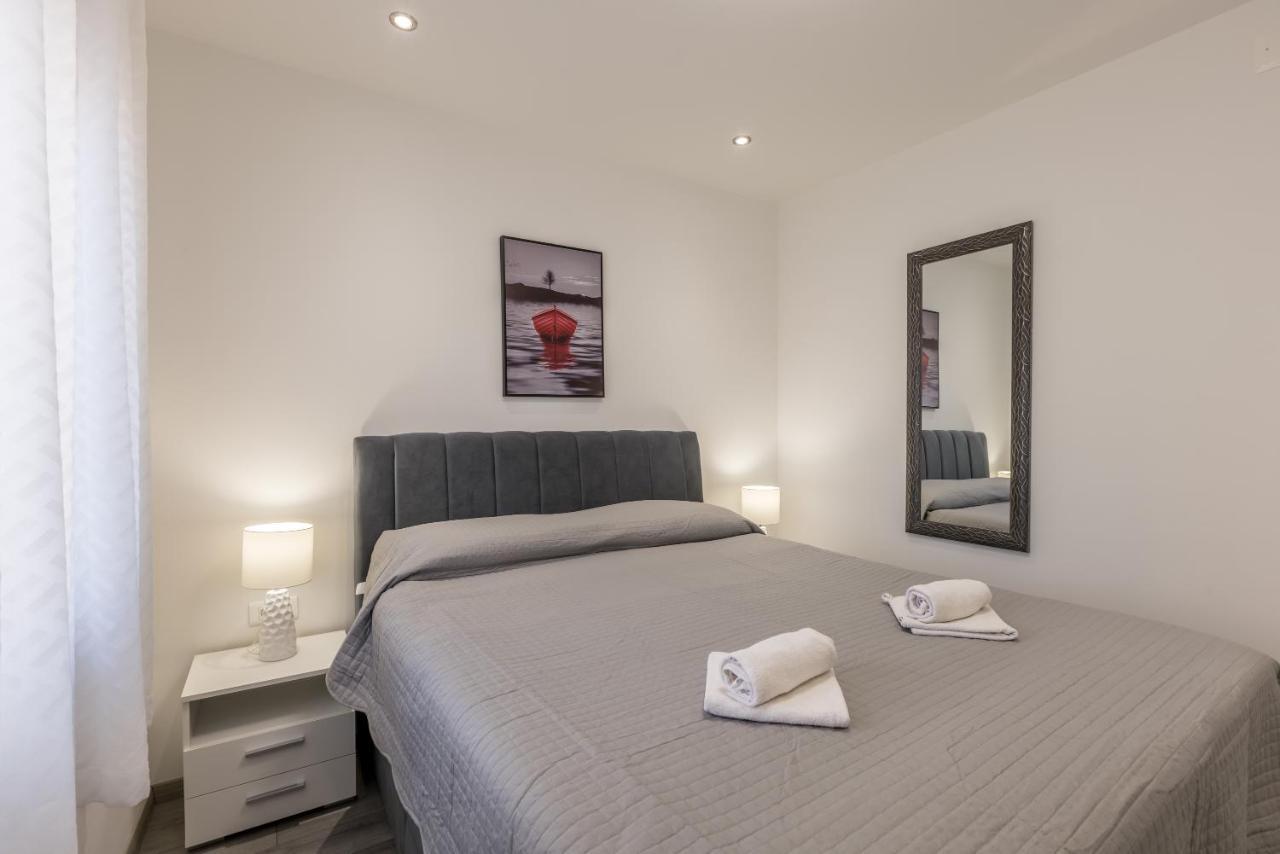 Apartments Petra Bol Eksteriør billede