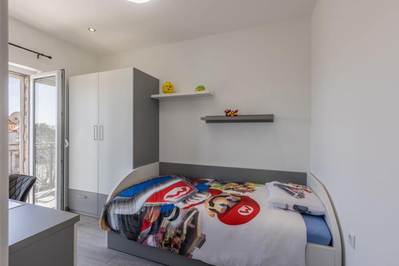 Apartments Petra Bol Eksteriør billede